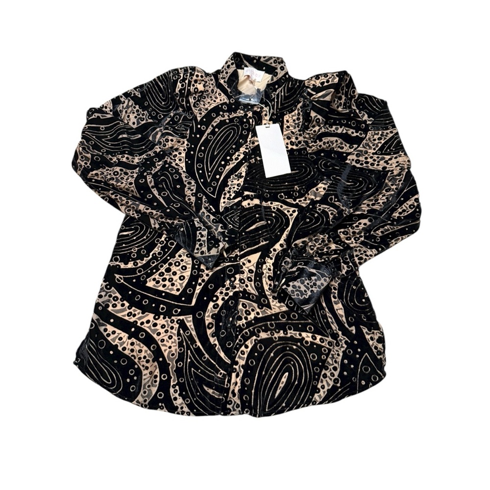NWT Black and Tan velvet Paisley Button-Up Shirt